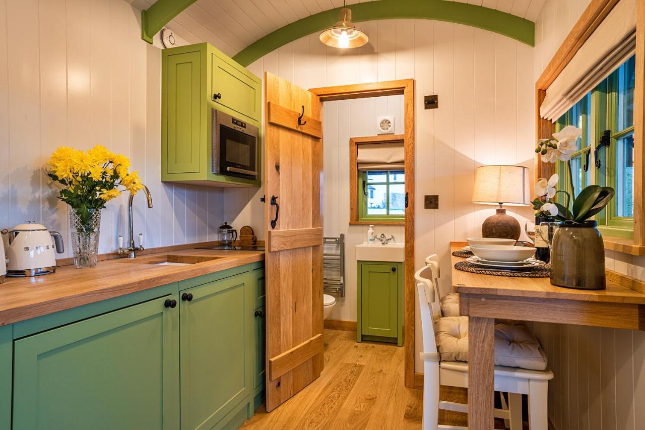 Beaworthy Finest Retreats - The Shepherd'S Hut At Northcombe Farm מראה חיצוני תמונה